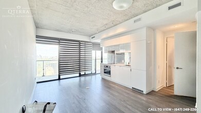 Building Photo - 185 Roehampton Av