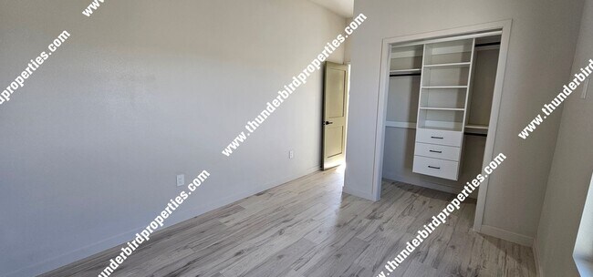 Foto del edificio - FULLY REMODELED 1-bedroom, 1-bath home with a carport