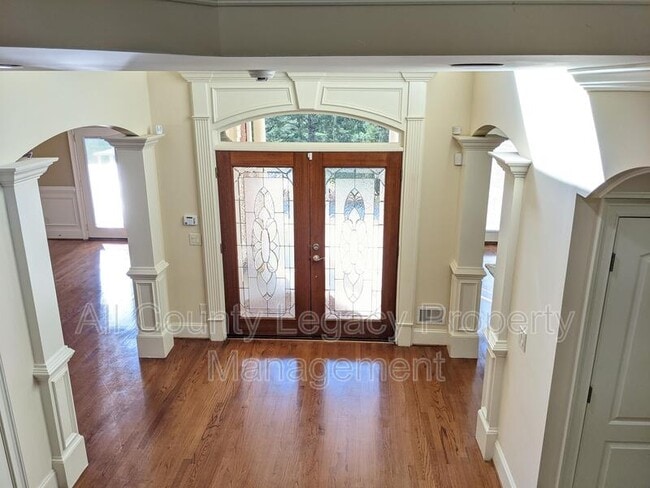 Foto del edificio - 2650 Riverfront Dr