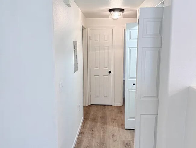 Building Photo - 70-110 S Haskell St