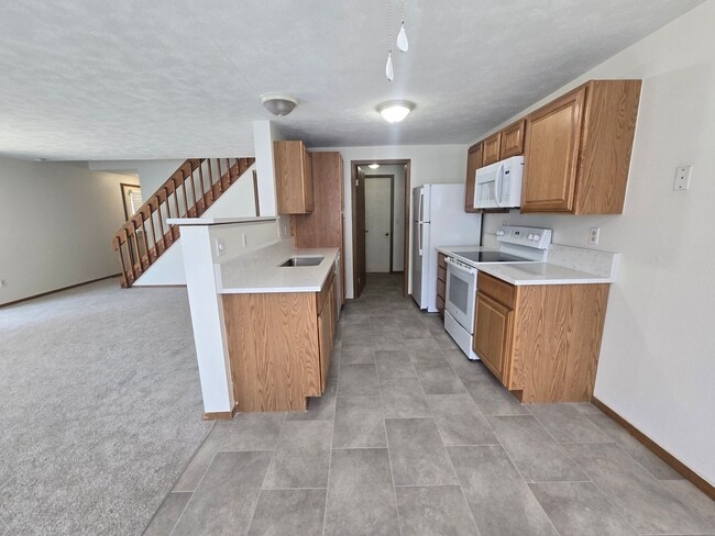Building Photo - Three bedroom home in Franklin Square