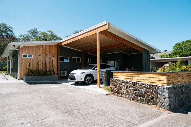 Building Photo - 532 Kekupua St