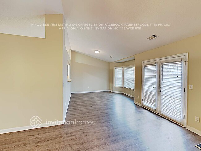 Foto del edificio - 5995 Bayside Dr NW