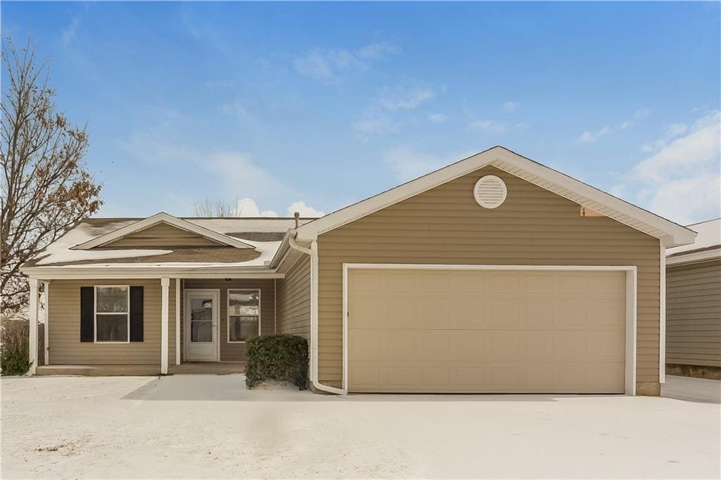 Foto principal - 15400 Lilly Garden Ln