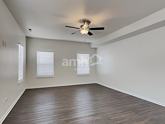 Foto del edificio - 8720 Hemingway Dr
