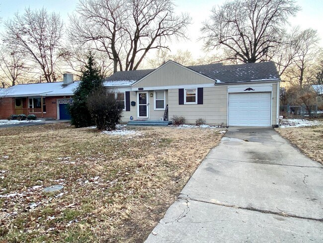 Foto del edificio - 7516 Belleview Ave