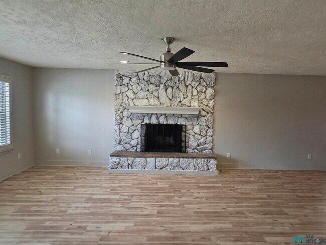Building Photo - 2125 Circlewood Pl