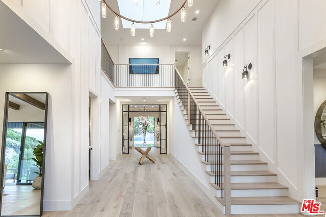 Building Photo - 24277 Dry Canyon Cold Creek Rd