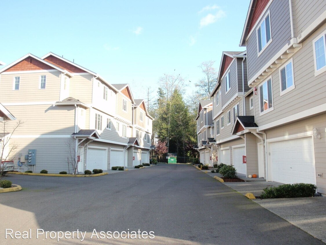 Foto principal - 11821 4th Ave W