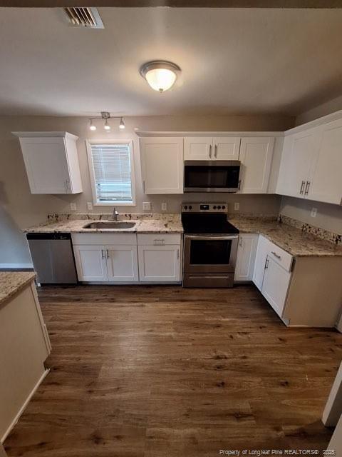 Foto del edificio - 1035 Vesper Ln