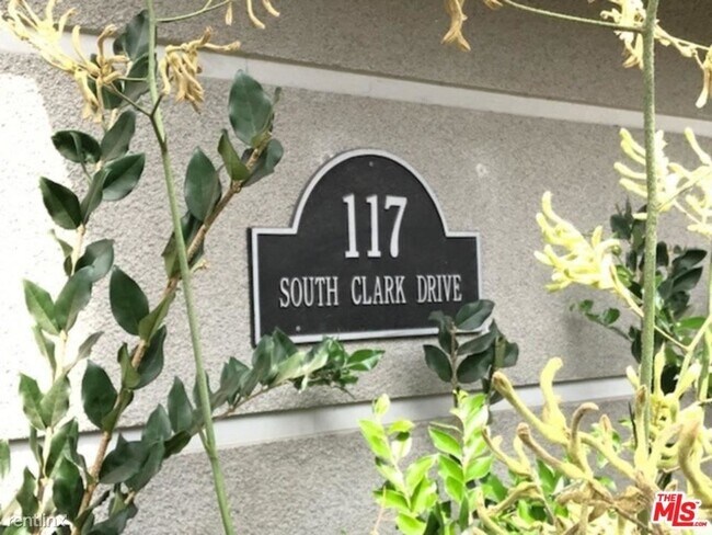 Building Photo - 2 br, 3 bath House - 117 S Clark Dr Apt 202