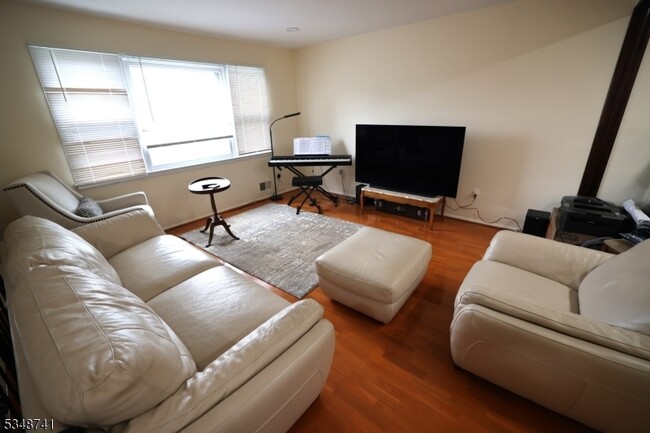 Photo - 920 Everts Ave Apartment