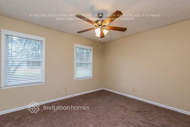 Building Photo - 651 Willow Ridge Dr NE