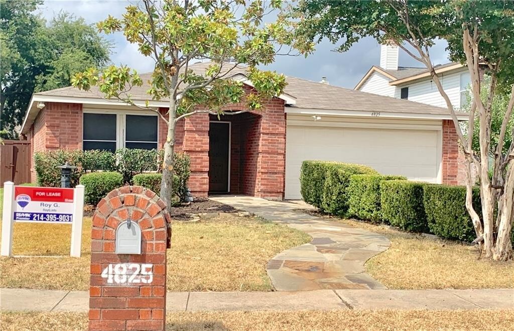 Foto principal - 4825 Cedar Crest Dr