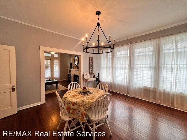 Foto del edificio - 2 br, 2 bath House - 830 Stephenson Street
