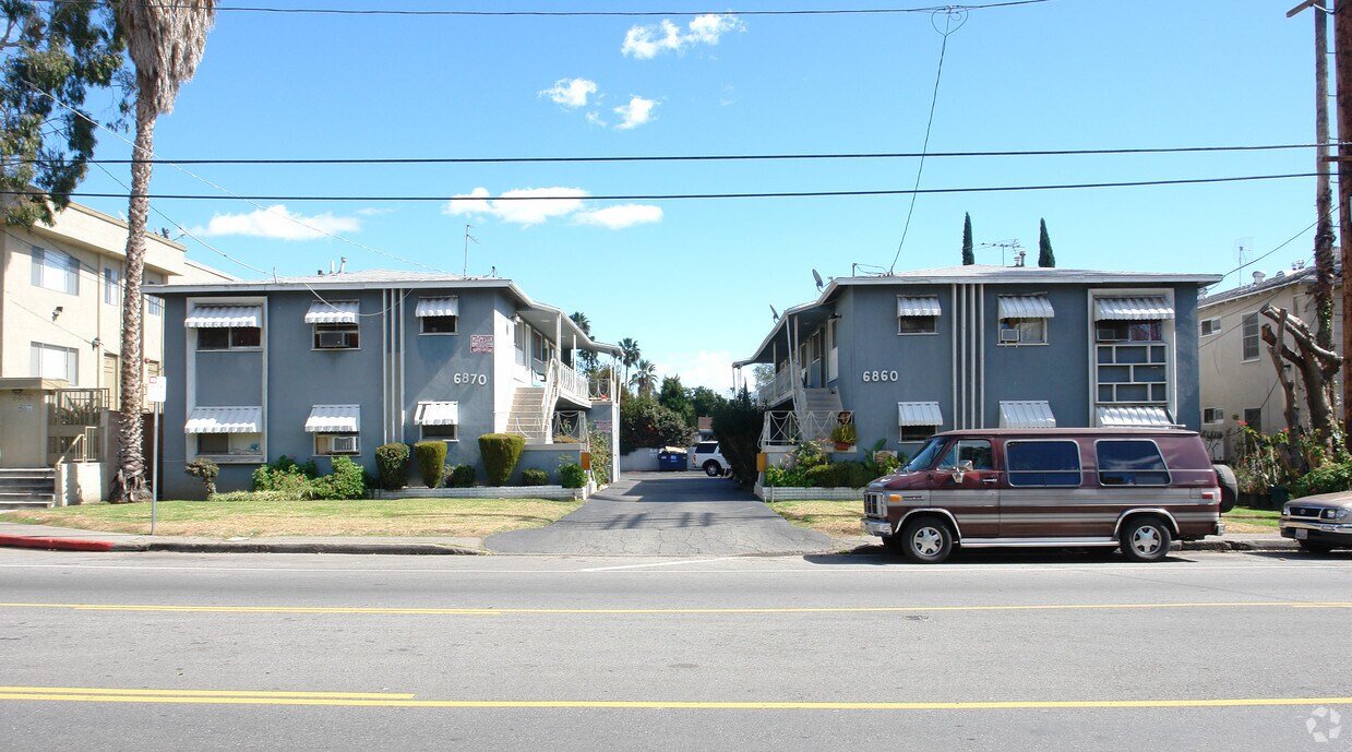 Primary Photo - 6860-6870 Hazeltine Ave