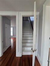 Building Photo - 41 Maple St