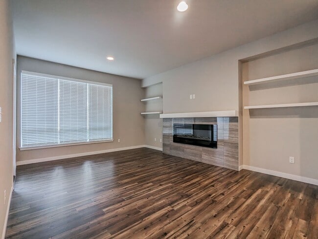Foto del edificio - **Move-In Special** Fully upgraded 3 bed 2...