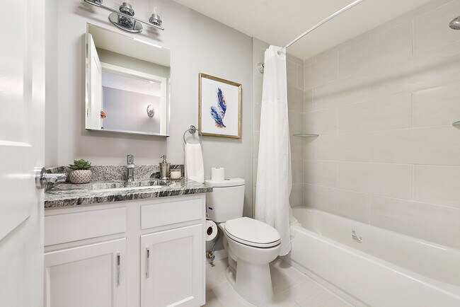 Foto del edificio - Oakwood Park Apartments