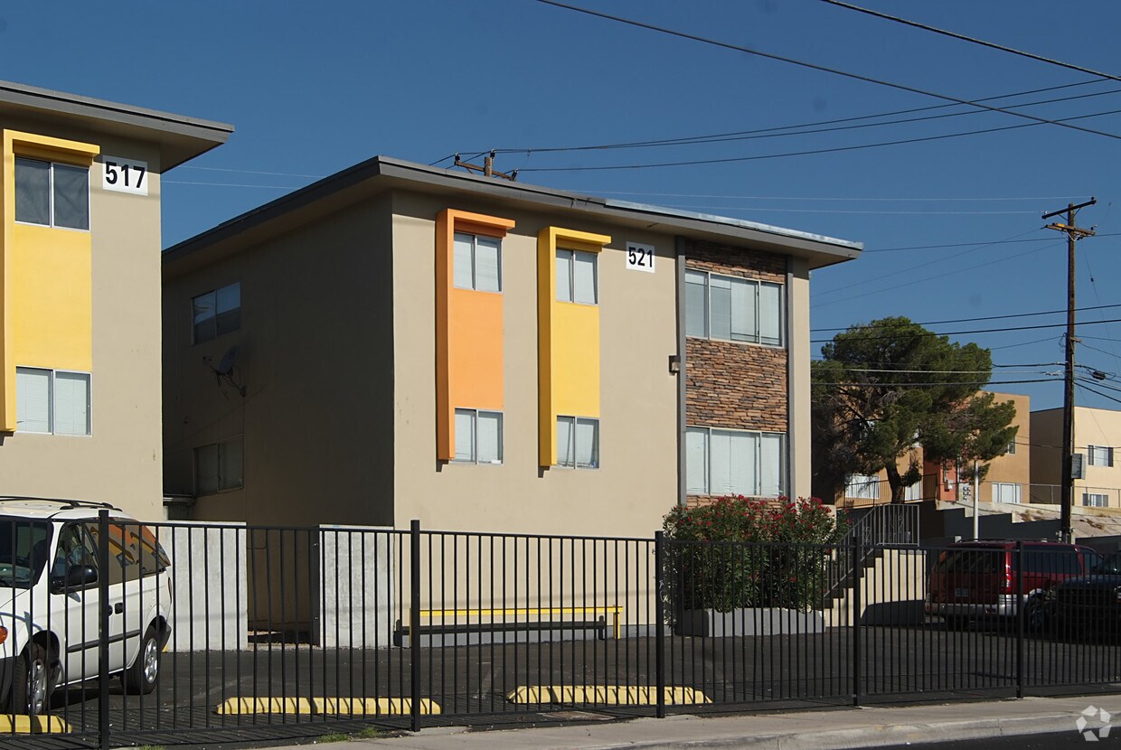 Sunrise View Apartments in Las Vegas, NV