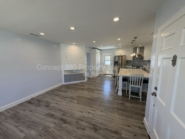 Foto del edificio - 2287 Belmont Ave