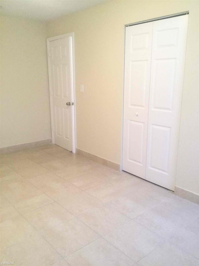 Foto del edificio - 5 br, 3 bath House - 2839 Oklahoma St