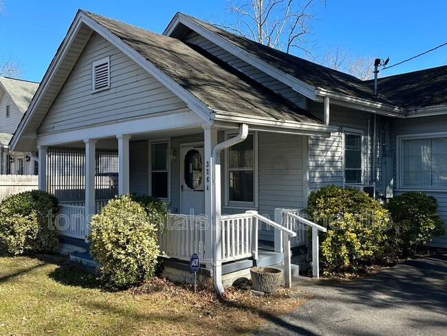 Foto del edificio - 326 Spring St