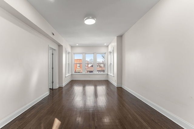 Building Photo - 7532 S Champlain Ave