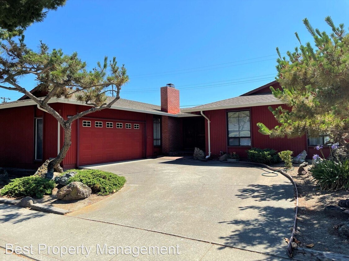 Primary Photo - 3 br, 2 bath House - 40771 Chiltern Drive