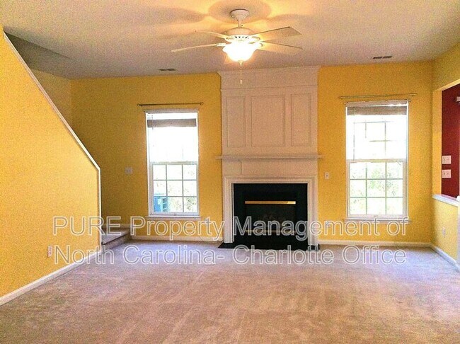 Building Photo - 11640 Huxley Rd