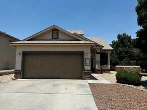 Building Photo - 5017 Lone Cactus Ct