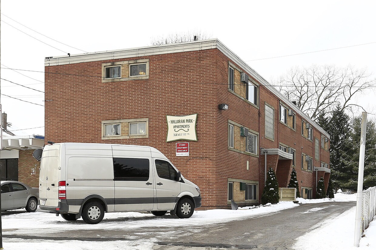 Primary Photo - Halloran Park Apartments