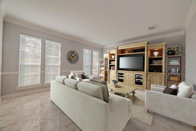 Building Photo - 2112 Limrick Dr