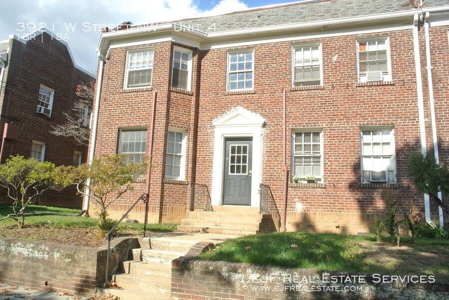 Foto principal - 3921 W St NW