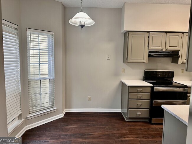 Foto del edificio - 2290 Fairways Ct
