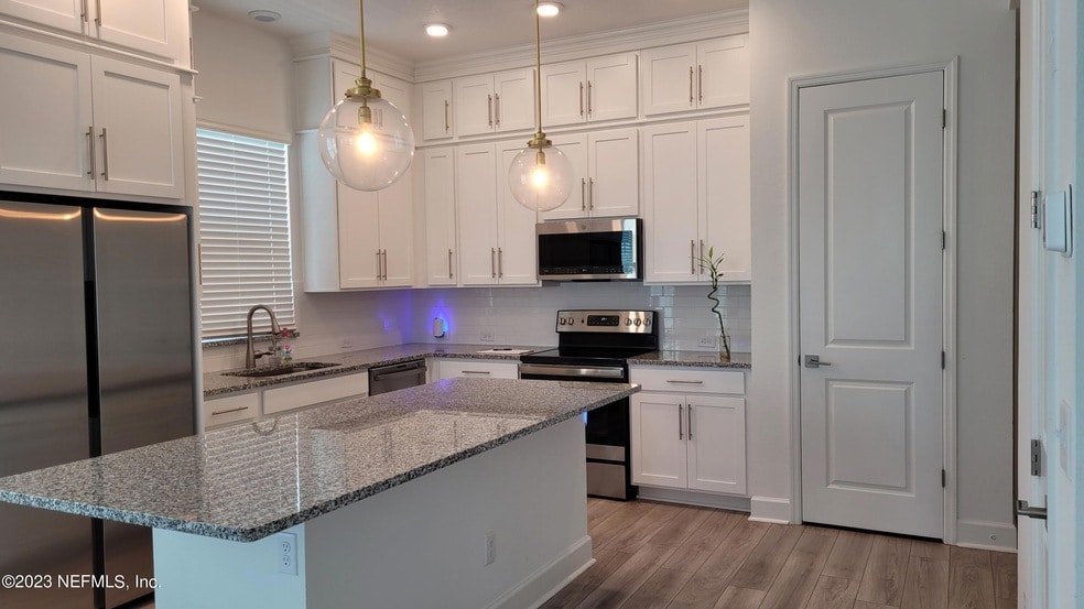 Foto principal - 11318 Barrier Beach Pl
