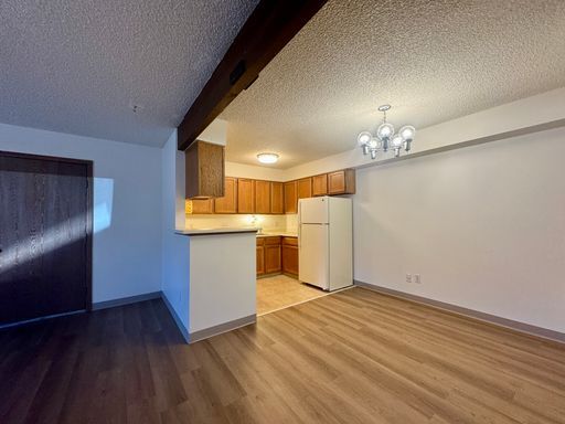 Foto del edificio - Lovely 1 Bedroom, 1 Bathroom Lakewood Condo! Community POOL!!!
