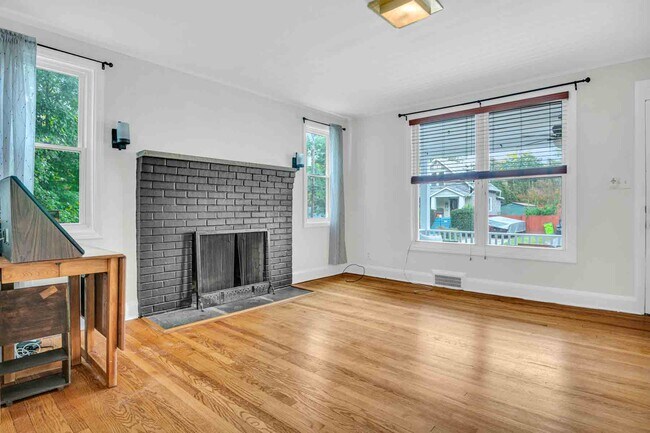 Foto del edificio - 6306 46th Ave