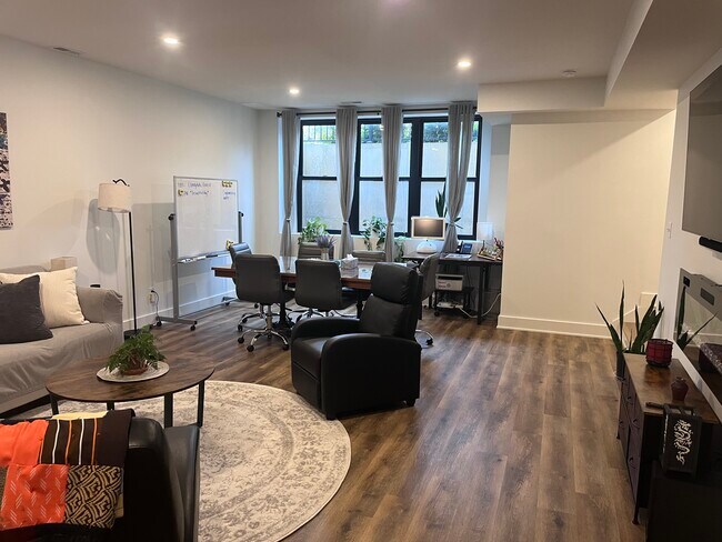 Work area - 1460-2 Spann Ave