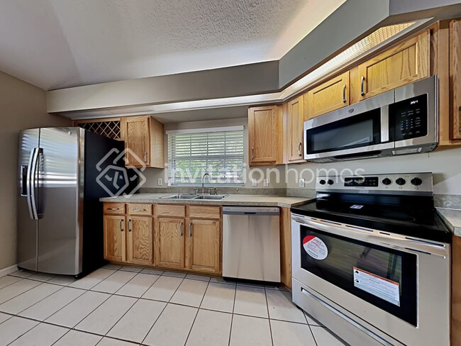 Building Photo - 4740 Treasure Cay Rd