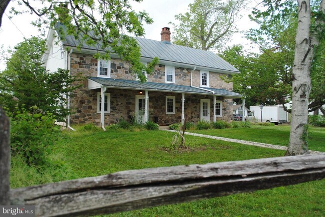 Foto del edificio - 373 Glen Mills Rd