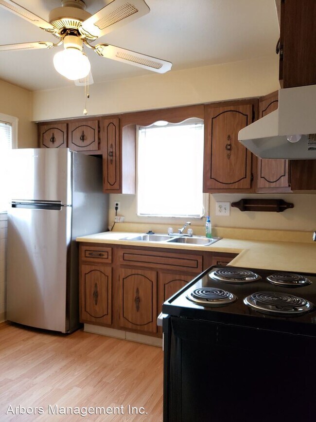 Building Photo - 4 br, 1 bath House - 3106 SOUTHERN DRIVE