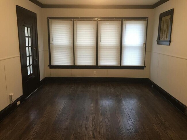 Foto del edificio - 3614 West 120th Street #01