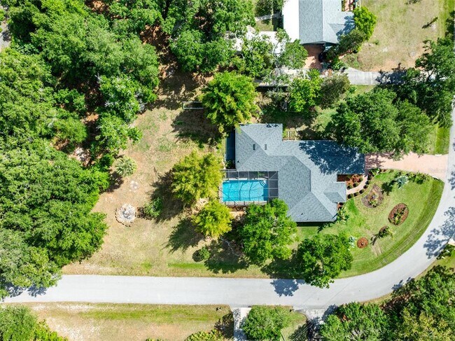Building Photo - 27351 Golf Course Loop