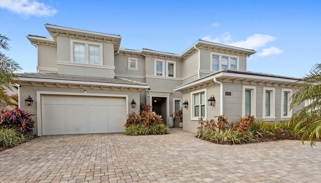 Foto del edificio - 15699 Panther Lake Dr