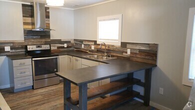 Building Photo - 9 Heatherly Dr