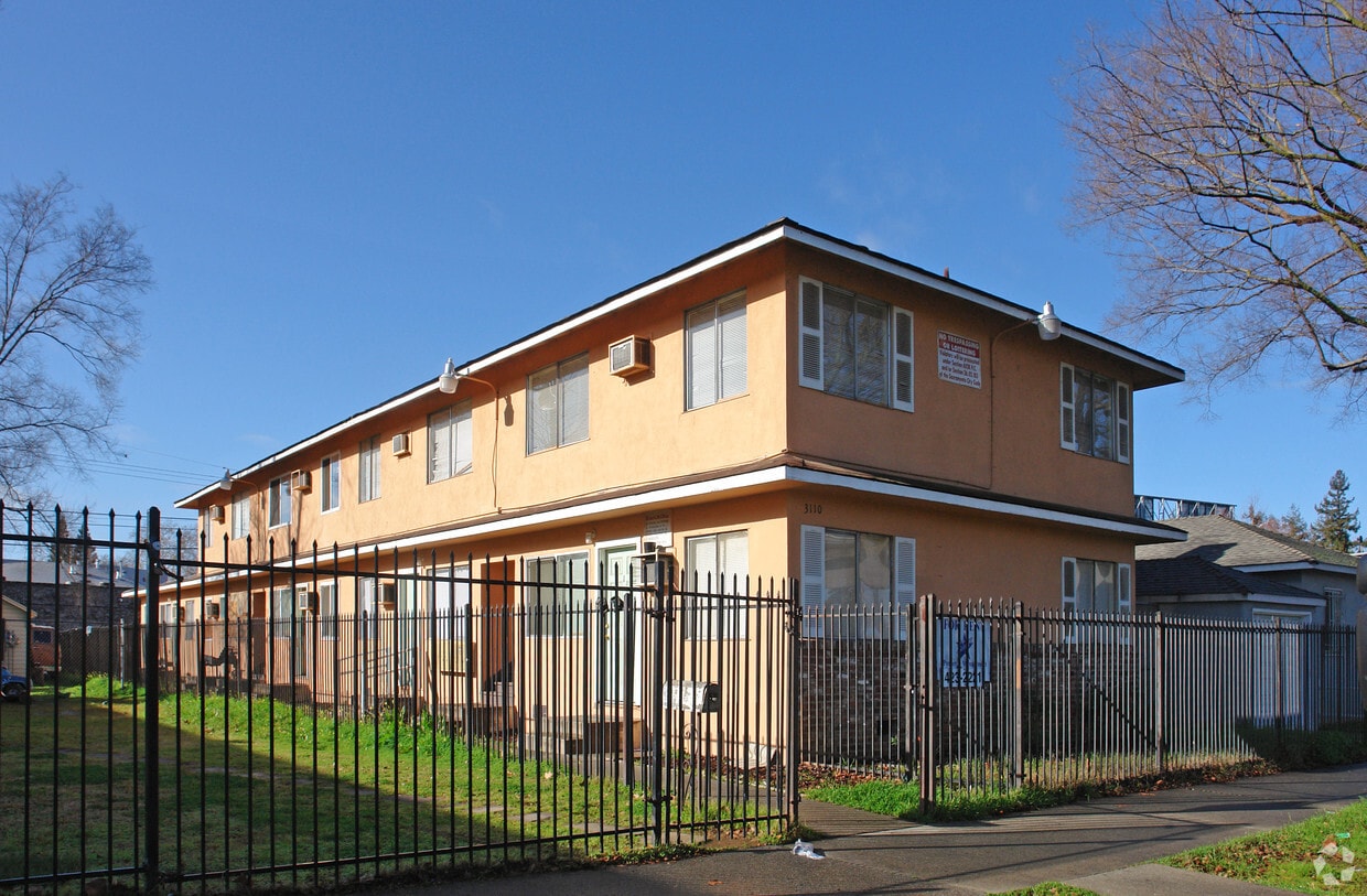 Primary Photo - 3110 W St