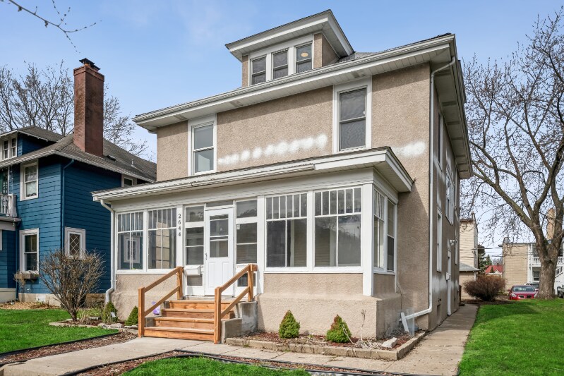 2644 Garfield Ave Unit 1, Minneapolis, MN 55408 Room for Rent in