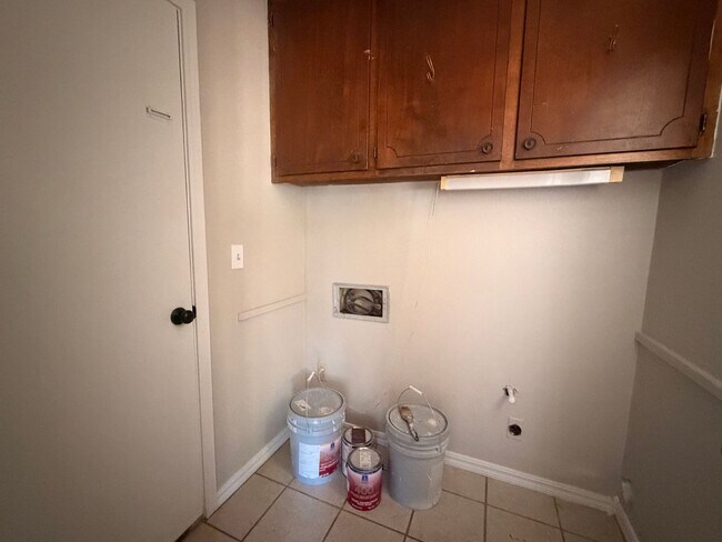 Foto del edificio - 801 Sequoyah Way