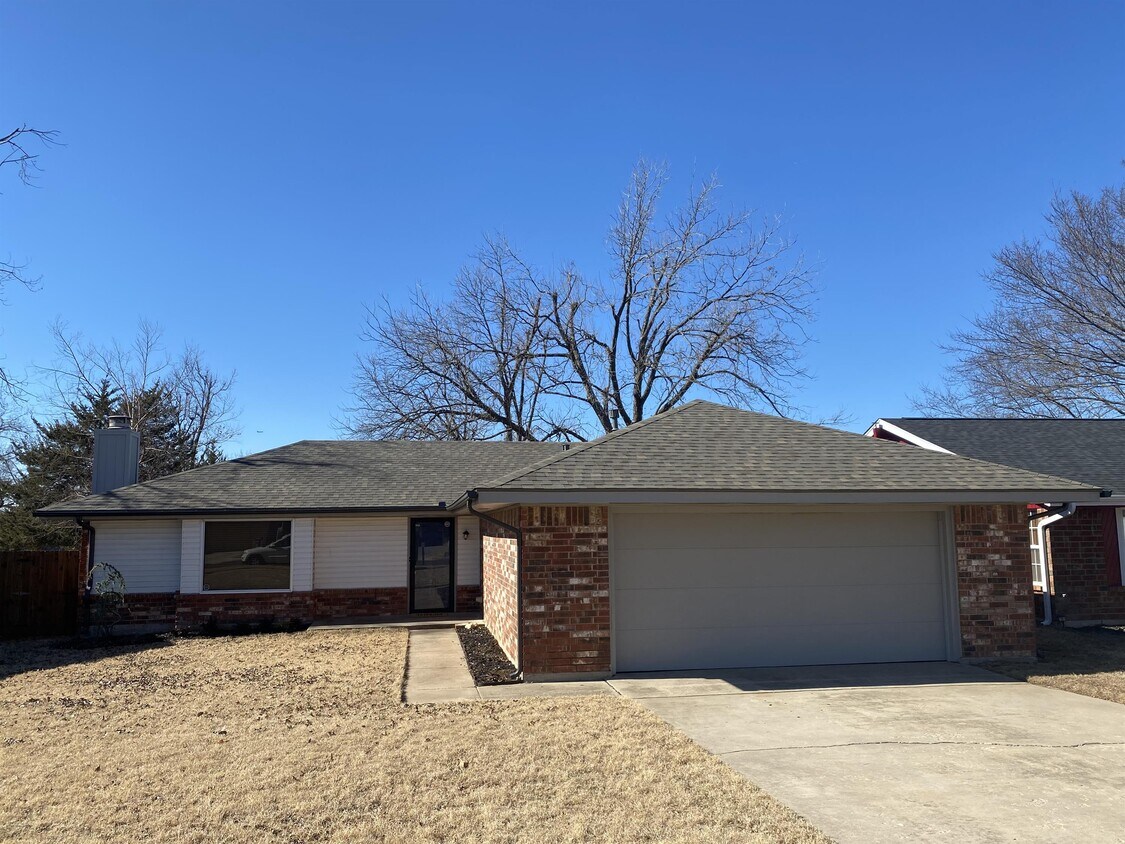 114 Willoway Dr, Norman, OK 73072 House Rental in Norman, OK